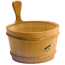 Larch bucket for sauna use