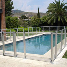 IASO Flash-N-Transparent pool safety barrier system