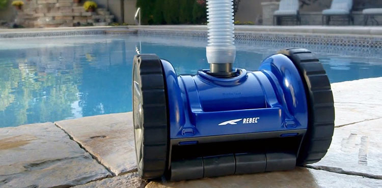 Blue Rebel hydraulic pool cleaner Blue Rebel hydraulic pool cleaner