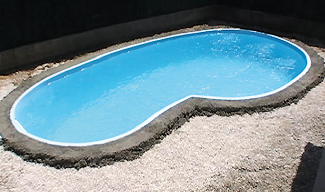 Concrete belt around pool