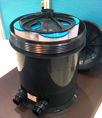 Astral VIRON cartridge filter open