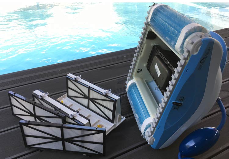 Maytronics Galaxy electric pool cleaner delivered with 2 sets of cartridges Maytronics Galaxy electric pool cleaner delivered with 2 sets of cartridges