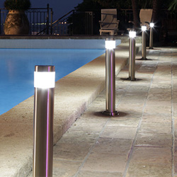 SeaMAID stainless steel LED lighting post